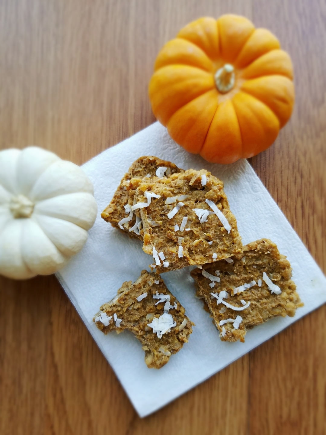 pumpkin coconut treat bars