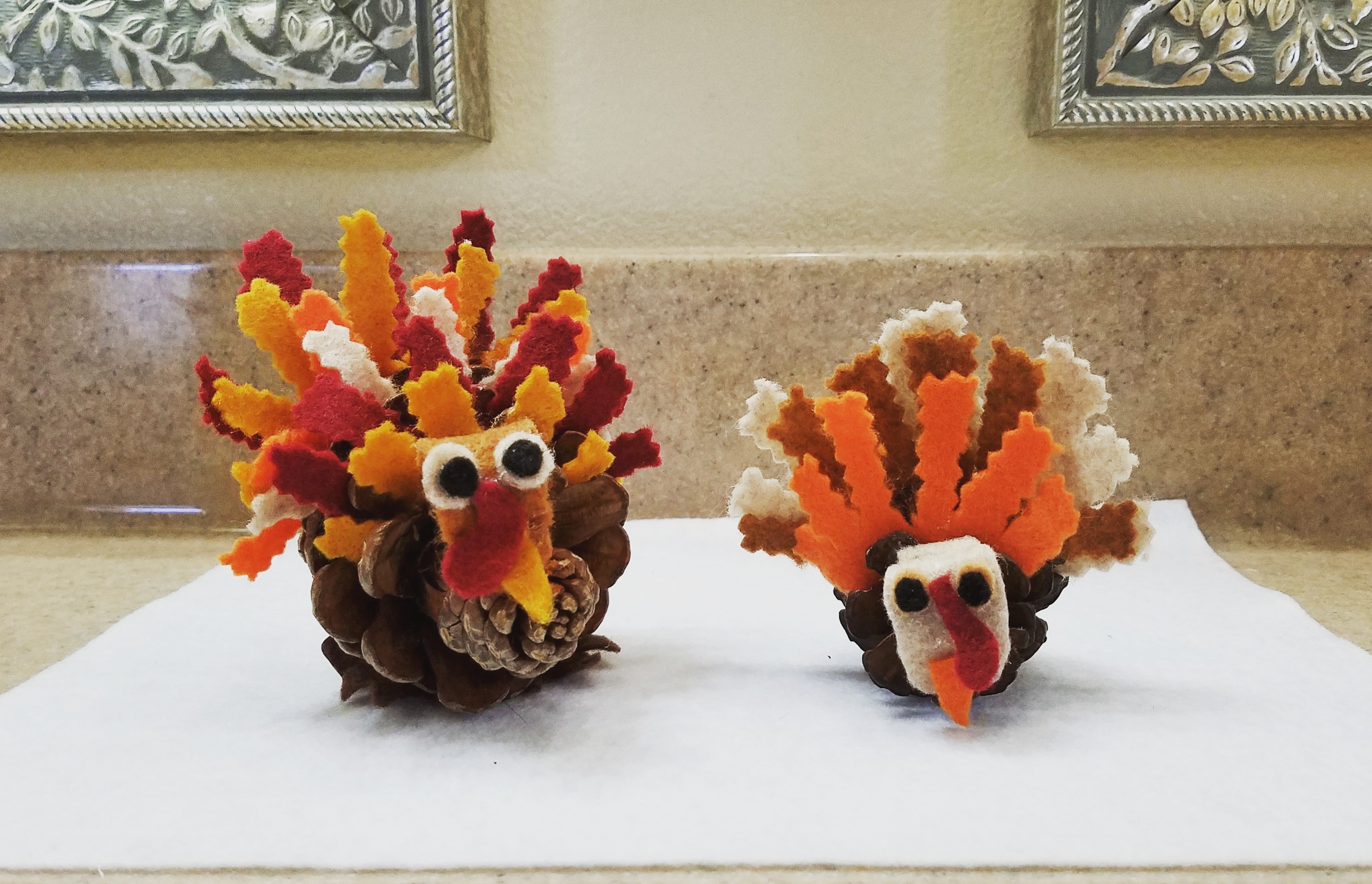 pinecone turkeys a thanksgiving decoration