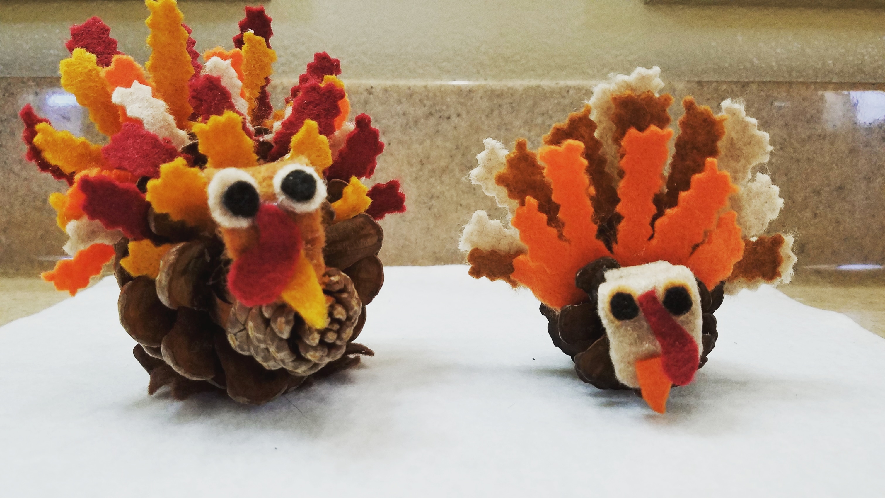pinecone turkeys a thanksgiving decoration